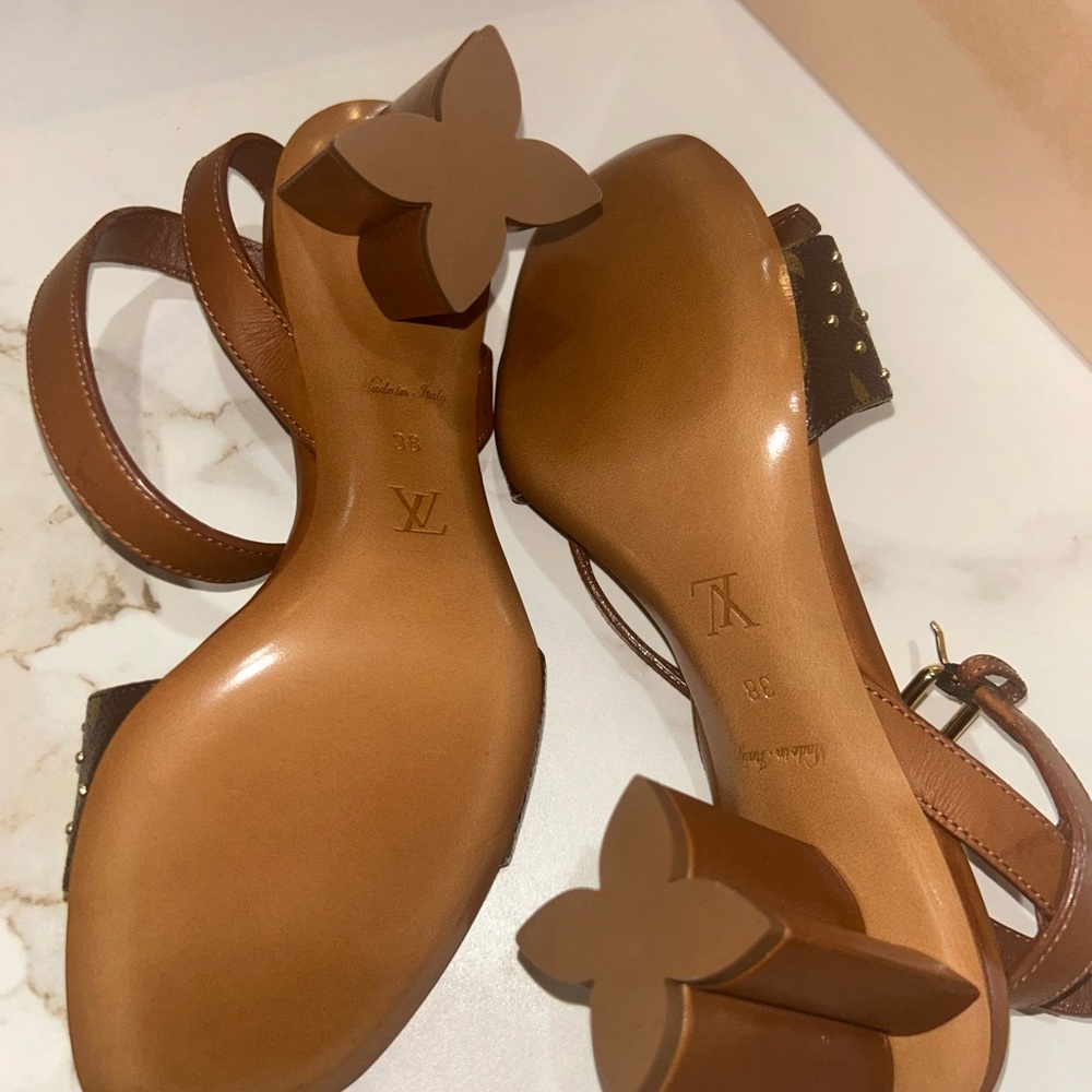 Louis Vuitton Shoe Size 38 Brown Leather Monogram Open Toe Ankle Buckle Pumps - Picture 4 of 4